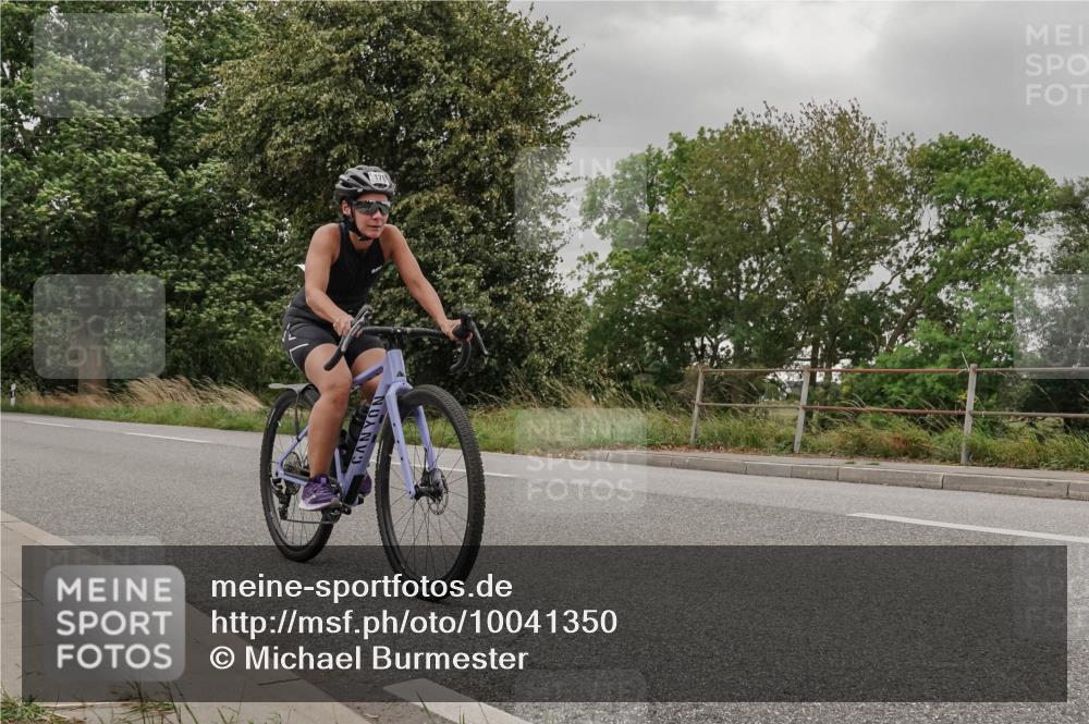 30.08.2026 - Elbe Triathlon Hamburg Michael Burmester http://msf.ph/oto/10041350 30.08.2026 14:20:02 Radfahren 170 meine-sportfotos.de