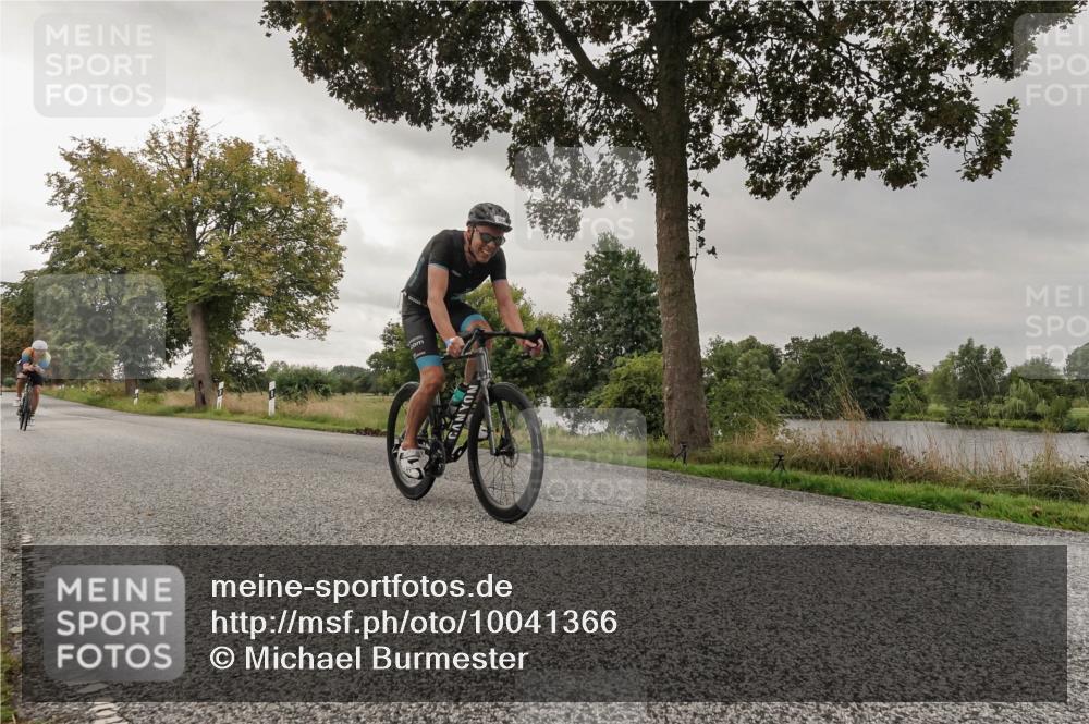 30.08.2026 - Elbe Triathlon Hamburg Michael Burmester http://msf.ph/oto/10041366 30.08.2026 09:05:58 Radfahren 213, 266, 485 meine-sportfotos.de