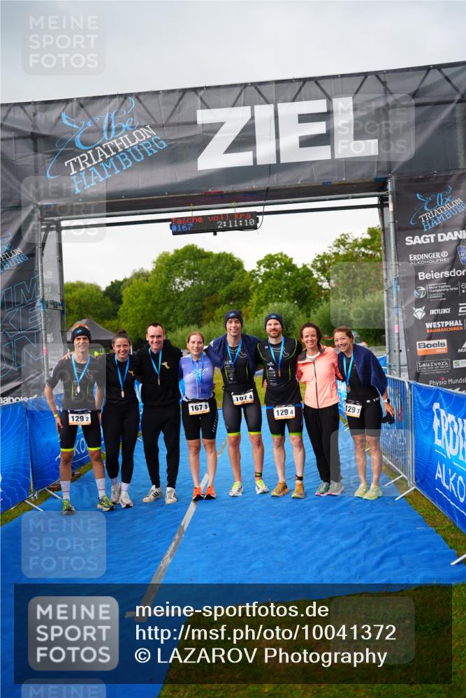 30.08.2026 - Elbe Triathlon Hamburg LAZAROV Photography http://msf.ph/oto/10041372 30.08.2026 16:20:37 Ziel  meine-sportfotos.de