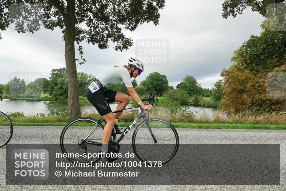 30.08.2026 - Elbe Triathlon Hamburg Michael Burmester http://msf.ph/oto/10041378 30.08.2026 11:05:10 Radfahren 923, 1123, 1401, 1419 meine-sportfotos.de