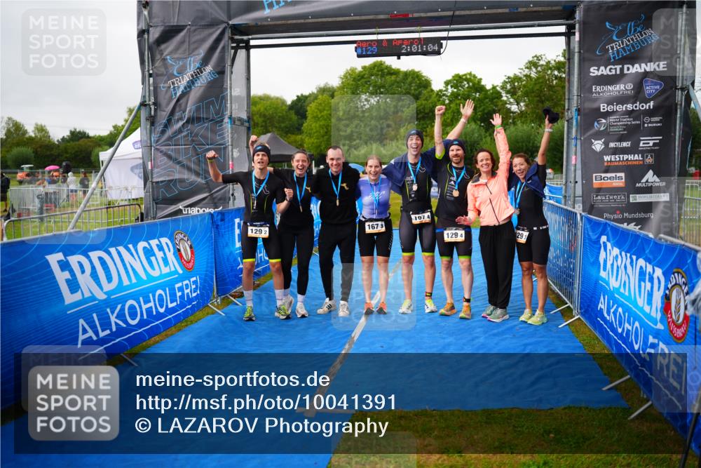 30.08.2026 - Elbe Triathlon Hamburg LAZAROV Photography http://msf.ph/oto/10041391 30.08.2026 16:20:41 Ziel  meine-sportfotos.de