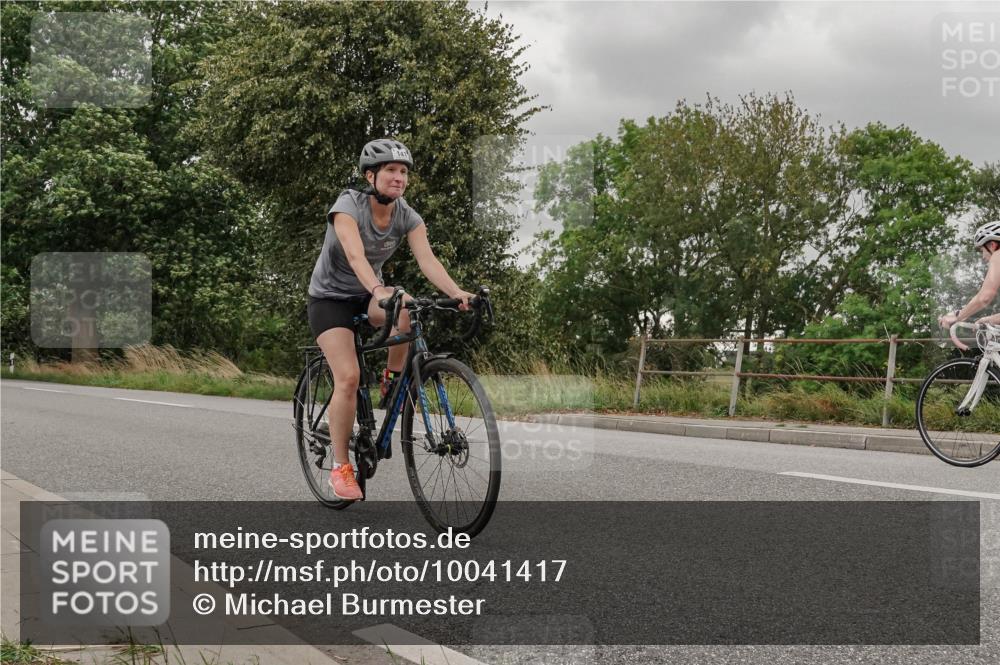 30.08.2026 - Elbe Triathlon Hamburg Michael Burmester http://msf.ph/oto/10041417 30.08.2026 14:20:43 Radfahren 141, 149 meine-sportfotos.de