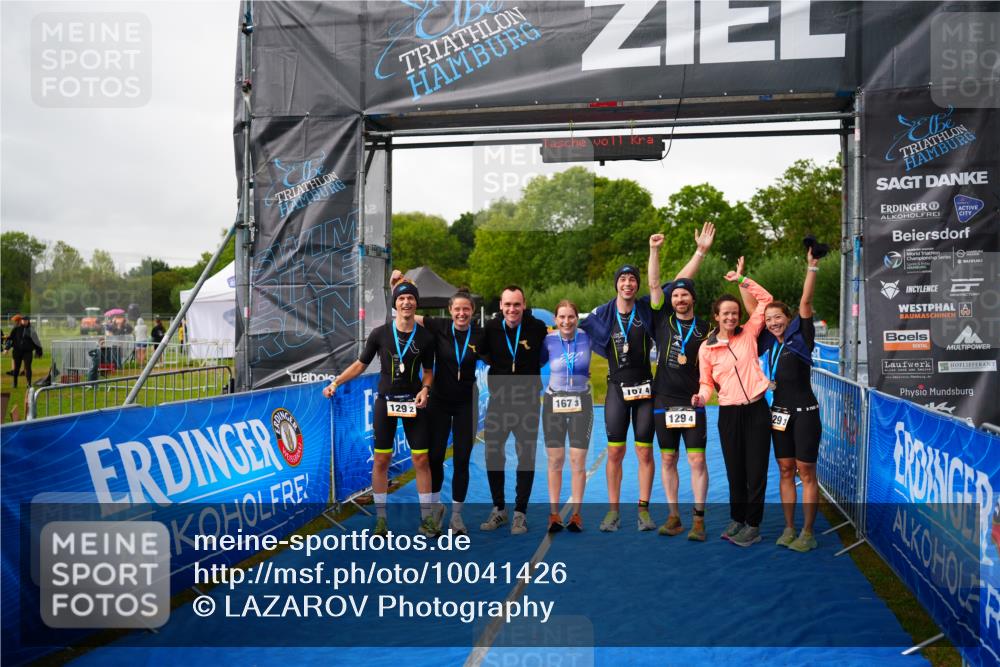 30.08.2026 - Elbe Triathlon Hamburg LAZAROV Photography http://msf.ph/oto/10041426 30.08.2026 16:20:43 Ziel  meine-sportfotos.de