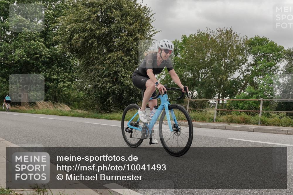 30.08.2026 - Elbe Triathlon Hamburg Michael Burmester http://msf.ph/oto/10041493 30.08.2026 14:21:06 Radfahren 132, 146, 161, 176 meine-sportfotos.de