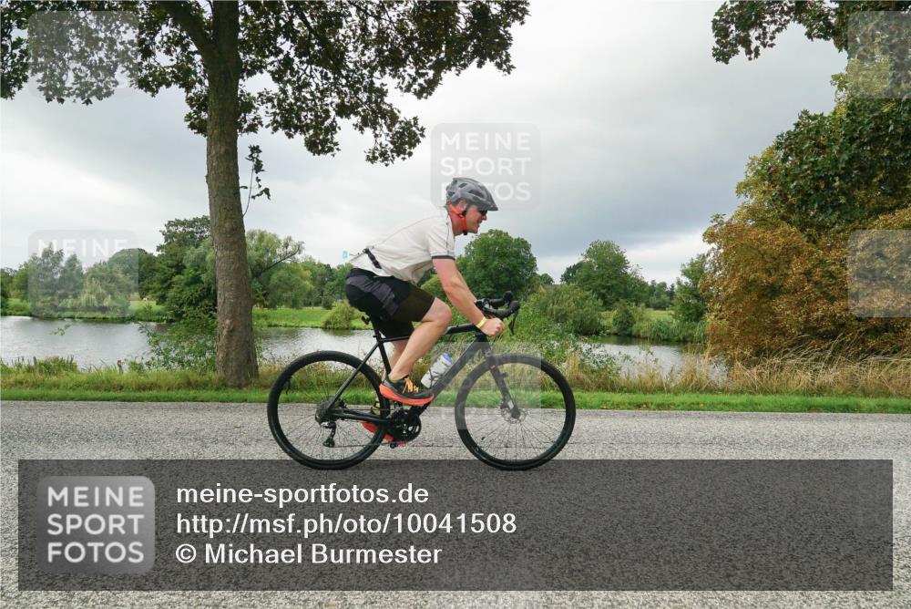 30.08.2026 - Elbe Triathlon Hamburg Michael Burmester http://msf.ph/oto/10041508 30.08.2026 11:06:33 Radfahren 759, 1130, 1195, 1255, 1302, 1319, 1358, 1388 meine-sportfotos.de