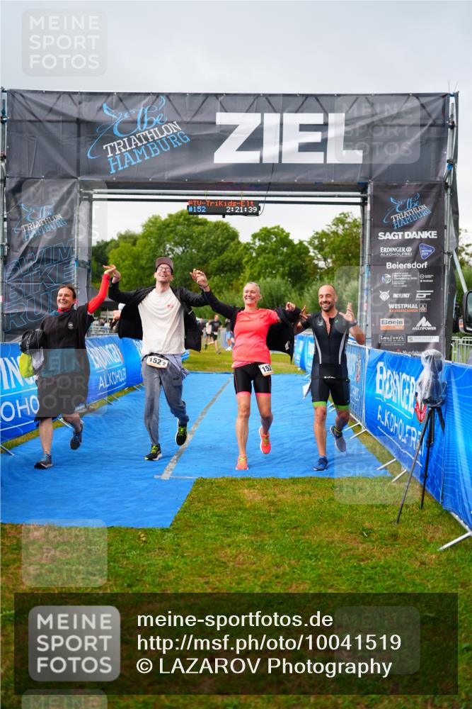 30.08.2026 - Elbe Triathlon Hamburg LAZAROV Photography http://msf.ph/oto/10041519 30.08.2026 16:21:38 Ziel  meine-sportfotos.de