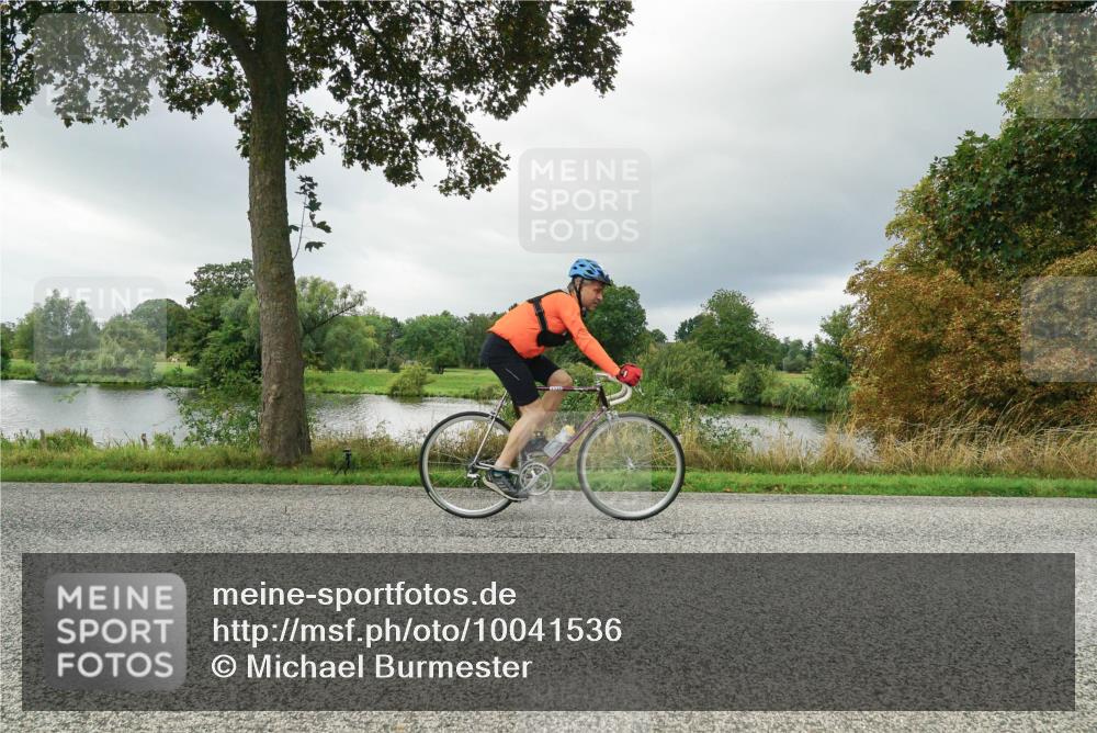 30.08.2026 - Elbe Triathlon Hamburg Michael Burmester http://msf.ph/oto/10041536 30.08.2026 11:06:49 Radfahren 1146, 1209, 1264, 1460 meine-sportfotos.de