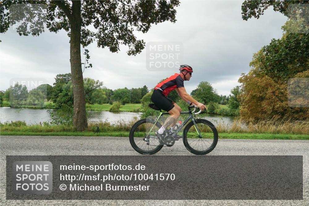 30.08.2026 - Elbe Triathlon Hamburg Michael Burmester http://msf.ph/oto/10041570 30.08.2026 11:07:17 Radfahren 1268, 1272, 1365, 1414 meine-sportfotos.de