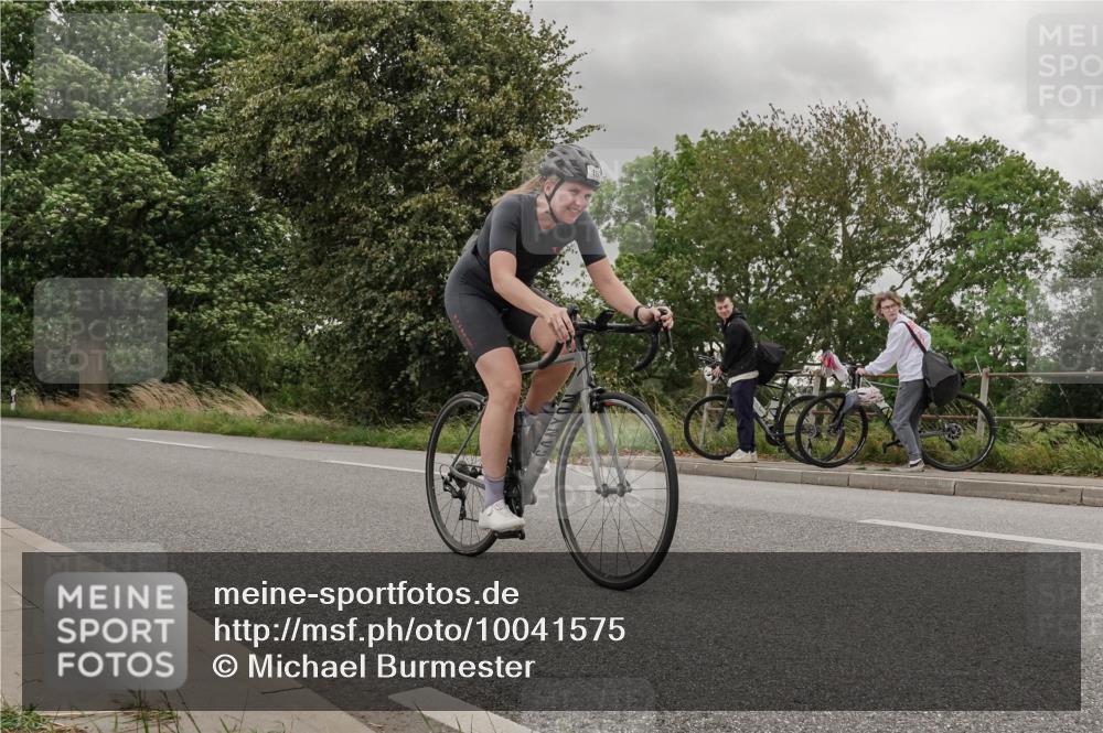 30.08.2026 - Elbe Triathlon Hamburg Michael Burmester http://msf.ph/oto/10041575 30.08.2026 14:21:55 Radfahren 157, 173 meine-sportfotos.de