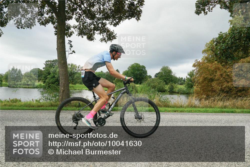30.08.2026 - Elbe Triathlon Hamburg Michael Burmester http://msf.ph/oto/10041630 30.08.2026 11:07:49 Radfahren 1287, 1300, 1325, 1354, 1364, 1386, 1417, 1438 meine-sportfotos.de