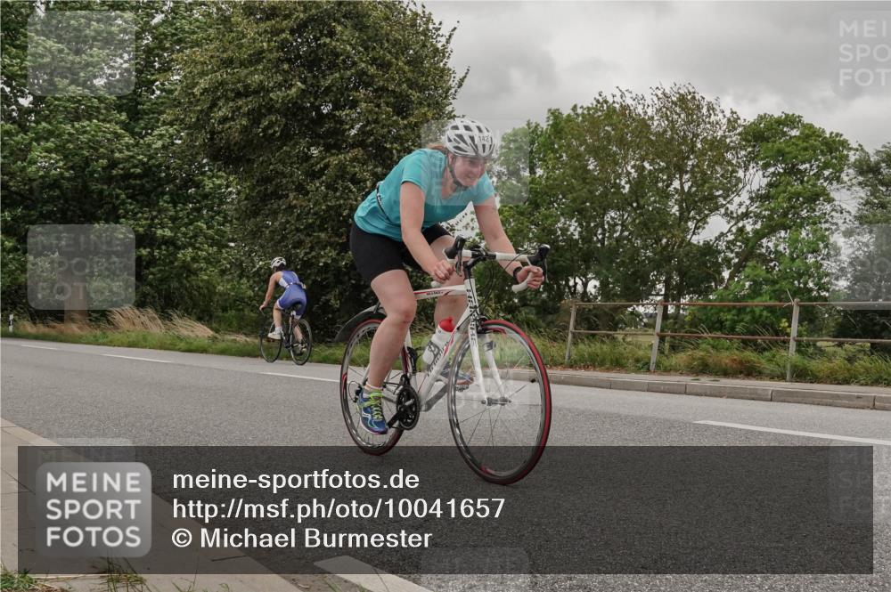 30.08.2026 - Elbe Triathlon Hamburg Michael Burmester http://msf.ph/oto/10041657 30.08.2026 14:22:31 Radfahren 142, 153 meine-sportfotos.de