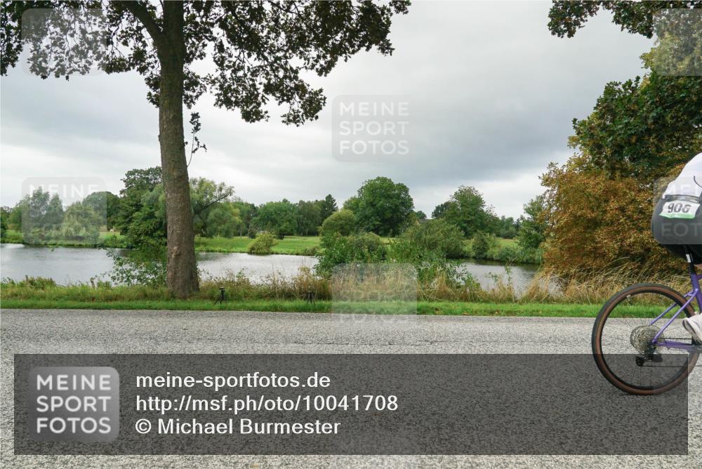 30.08.2026 - Elbe Triathlon Hamburg Michael Burmester http://msf.ph/oto/10041708 30.08.2026 11:08:42 Radfahren 906, 1258, 1516, 1516 meine-sportfotos.de