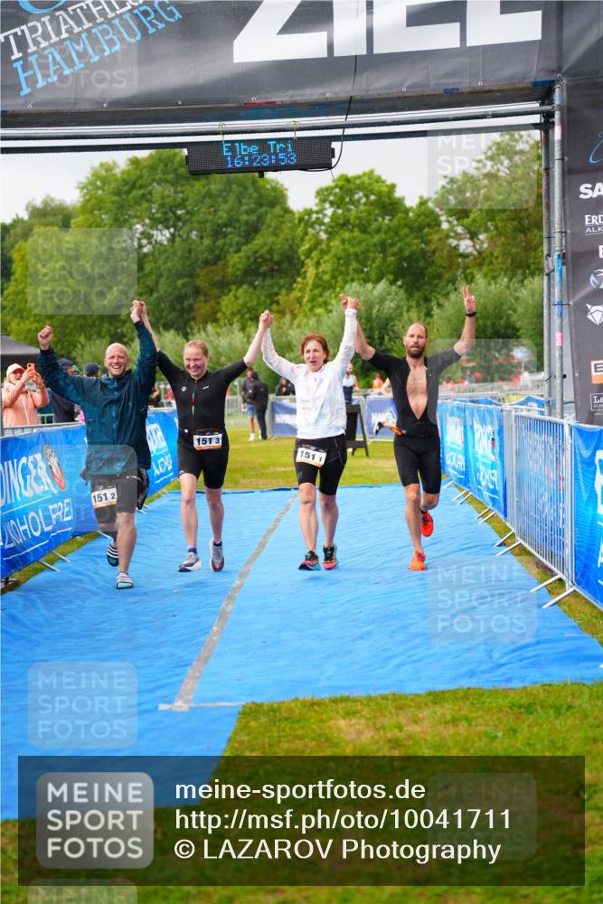 30.08.2026 - Elbe Triathlon Hamburg LAZAROV Photography http://msf.ph/oto/10041711 30.08.2026 16:23:52 Ziel  meine-sportfotos.de