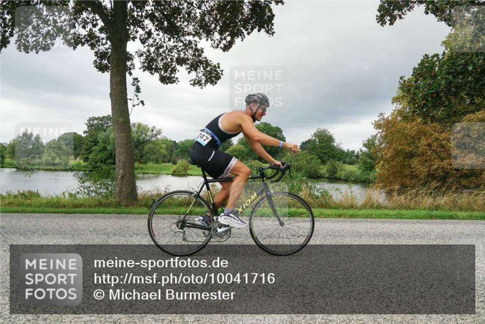 30.08.2026 - Elbe Triathlon Hamburg Michael Burmester http://msf.ph/oto/10041716 30.08.2026 11:08:53 Radfahren 1247, 1355 meine-sportfotos.de