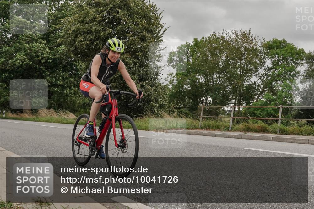 30.08.2026 - Elbe Triathlon Hamburg Michael Burmester http://msf.ph/oto/10041726 30.08.2026 14:23:37 Radfahren 135 meine-sportfotos.de