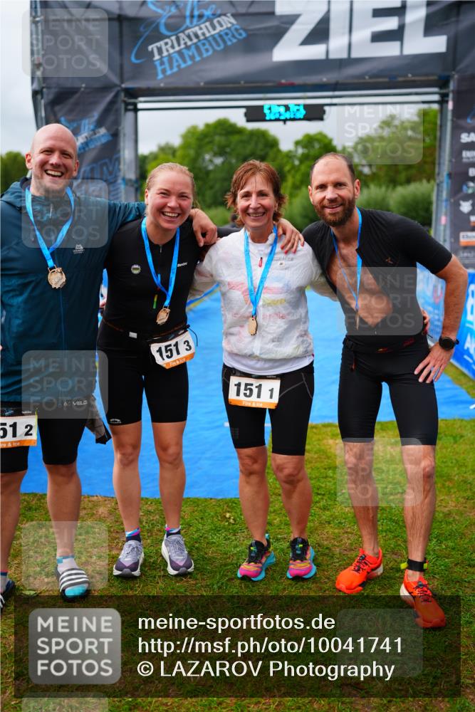 30.08.2026 - Elbe Triathlon Hamburg LAZAROV Photography http://msf.ph/oto/10041741 30.08.2026 16:24:37 Ziel  meine-sportfotos.de