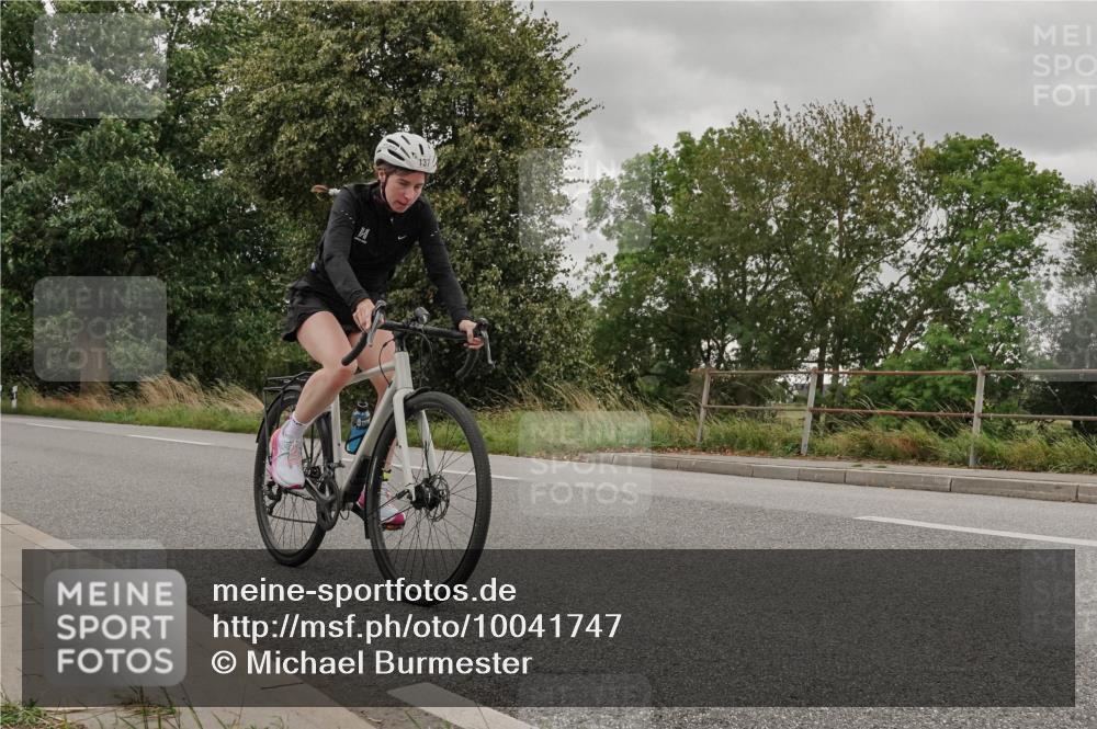 30.08.2026 - Elbe Triathlon Hamburg Michael Burmester http://msf.ph/oto/10041747 30.08.2026 14:23:54 Radfahren 137, 178 meine-sportfotos.de