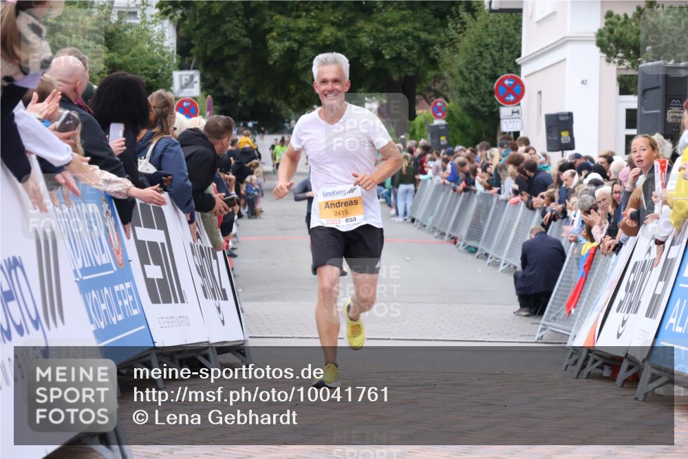 30.08.2026 - Blankeneser Heldenlauf Lena Gebhardt http://msf.ph/oto/10041761 30.08.2026 11:47:11 Ziel 2265, 2415 meine-sportfotos.de