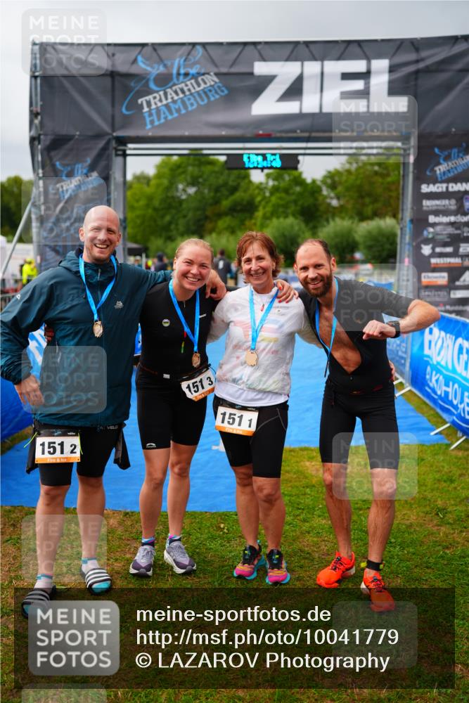 30.08.2026 - Elbe Triathlon Hamburg LAZAROV Photography http://msf.ph/oto/10041779 30.08.2026 16:24:39 Ziel  meine-sportfotos.de