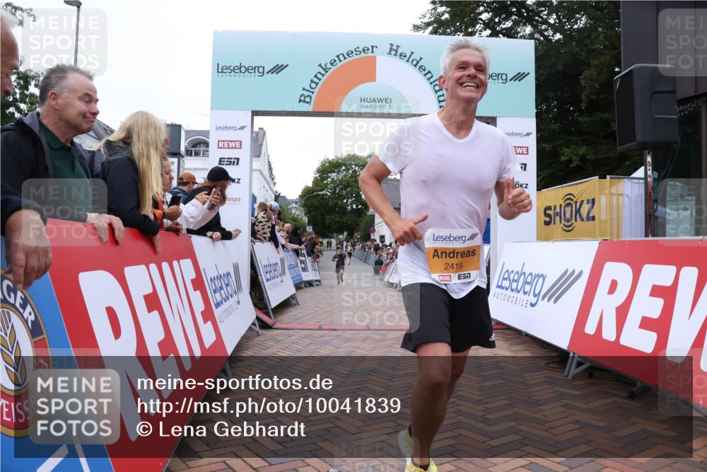30.08.2026 - Blankeneser Heldenlauf Lena Gebhardt http://msf.ph/oto/10041839 30.08.2026 11:47:15 Ziel 2265, 2415 meine-sportfotos.de