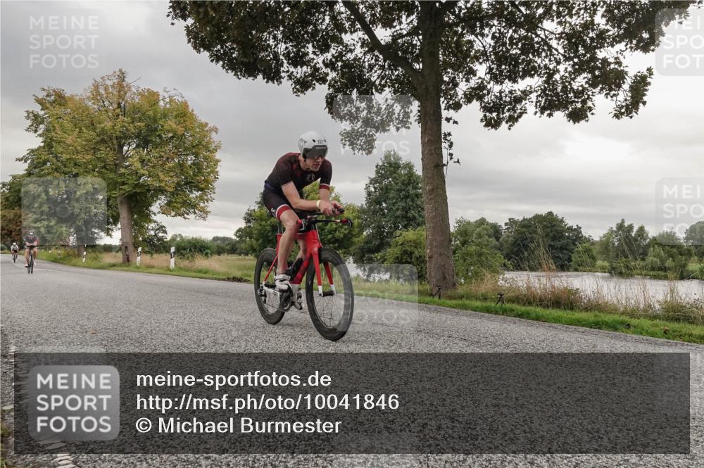30.08.2026 - Elbe Triathlon Hamburg Michael Burmester http://msf.ph/oto/10041846 30.08.2026 09:10:27 Radfahren 227, 294, 326, 390, 417 meine-sportfotos.de