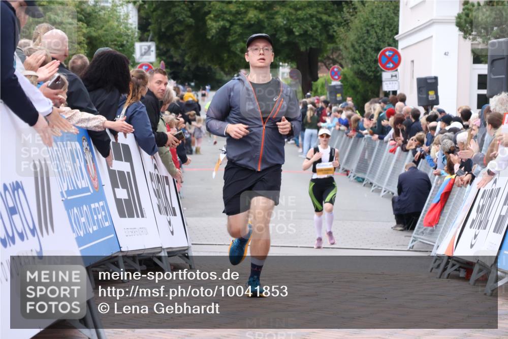 30.08.2026 - Blankeneser Heldenlauf Lena Gebhardt http://msf.ph/oto/10041853 30.08.2026 11:47:18 Ziel 2266, 2415 meine-sportfotos.de