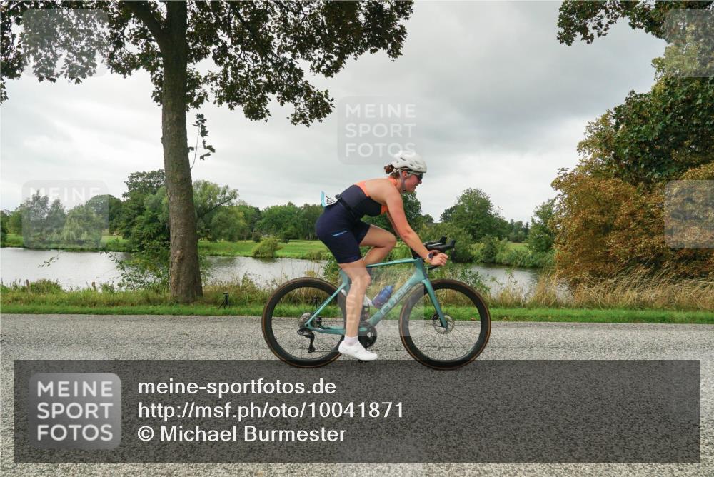 30.08.2026 - Elbe Triathlon Hamburg Michael Burmester http://msf.ph/oto/10041871 30.08.2026 11:12:04 Radfahren 1371, 1466 meine-sportfotos.de