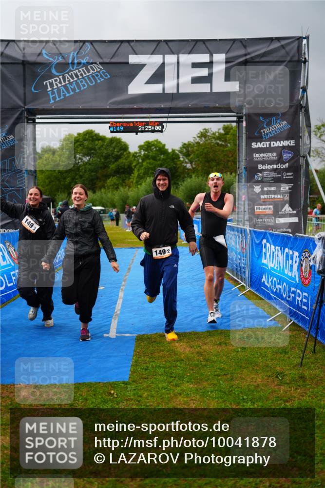 30.08.2026 - Elbe Triathlon Hamburg LAZAROV Photography http://msf.ph/oto/10041878 30.08.2026 16:24:59 Ziel  meine-sportfotos.de