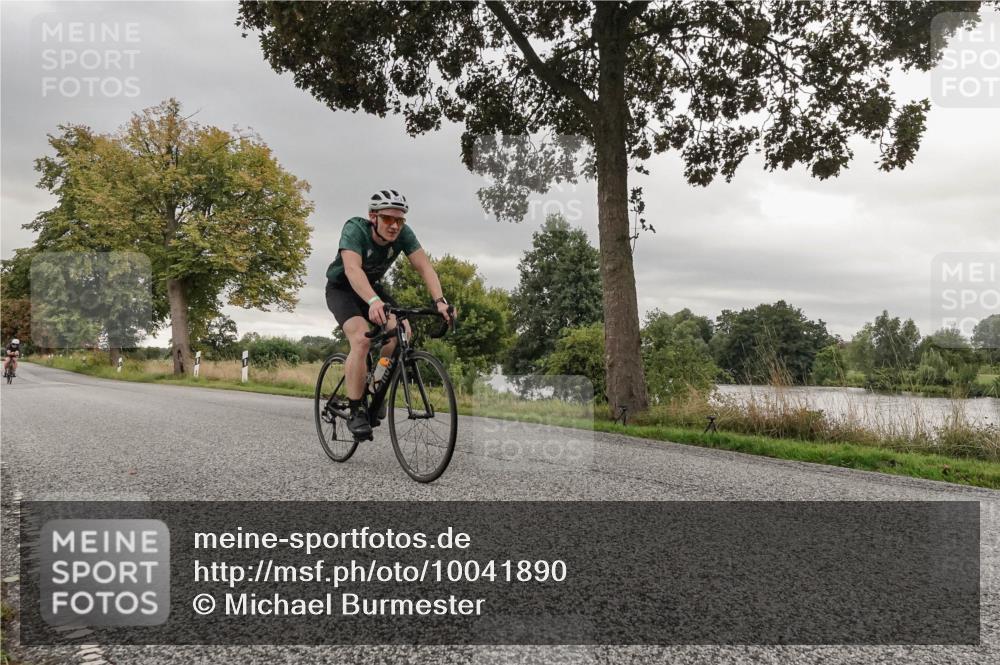30.08.2026 - Elbe Triathlon Hamburg Michael Burmester http://msf.ph/oto/10041890 30.08.2026 09:10:42 Radfahren 258, 262, 423 meine-sportfotos.de