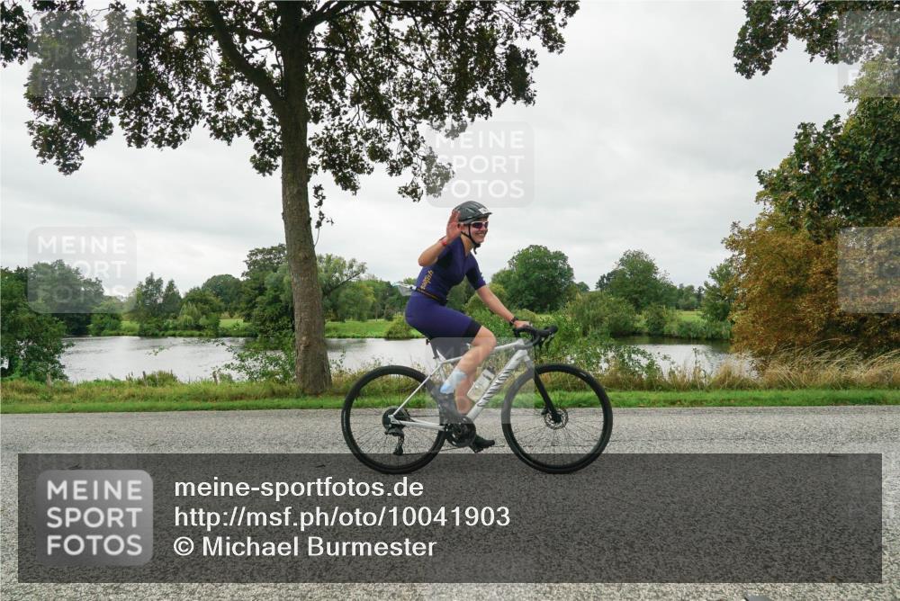 30.08.2026 - Elbe Triathlon Hamburg Michael Burmester http://msf.ph/oto/10041903 30.08.2026 11:57:09 Radfahren 1497 meine-sportfotos.de