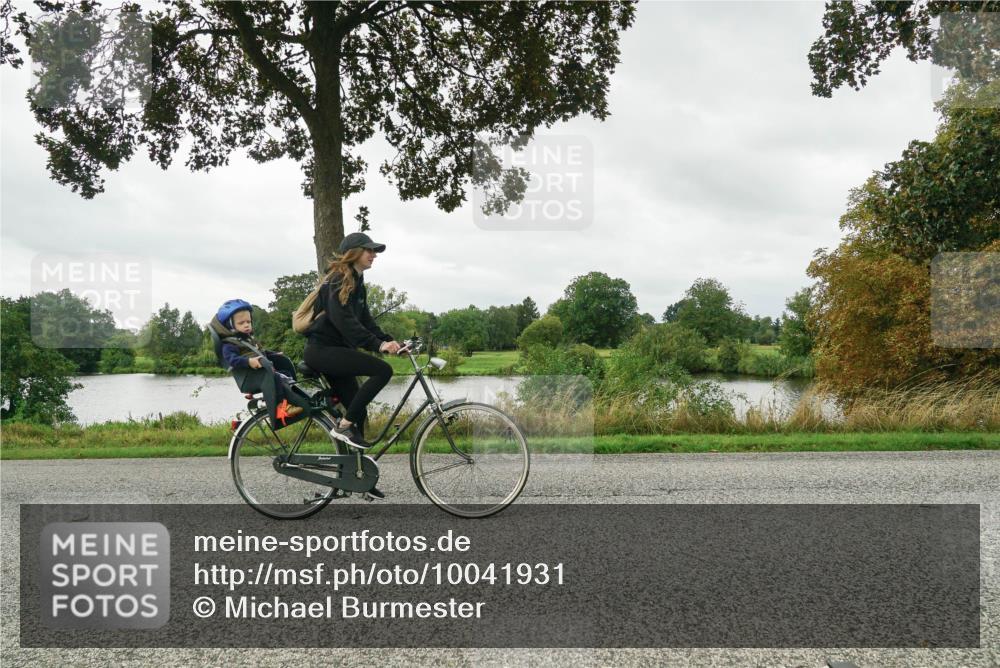 30.08.2026 - Elbe Triathlon Hamburg Michael Burmester http://msf.ph/oto/10041931 30.08.2026 12:02:35 Radfahren  meine-sportfotos.de