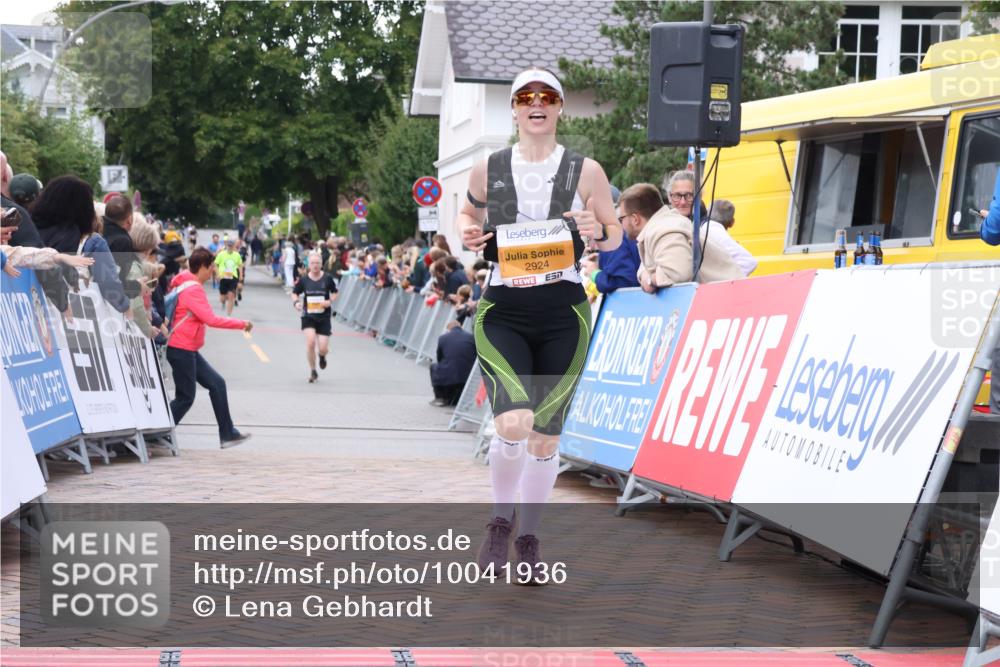 30.08.2026 - Blankeneser Heldenlauf Lena Gebhardt http://msf.ph/oto/10041936 30.08.2026 11:47:23 Ziel 2266, 2924 meine-sportfotos.de