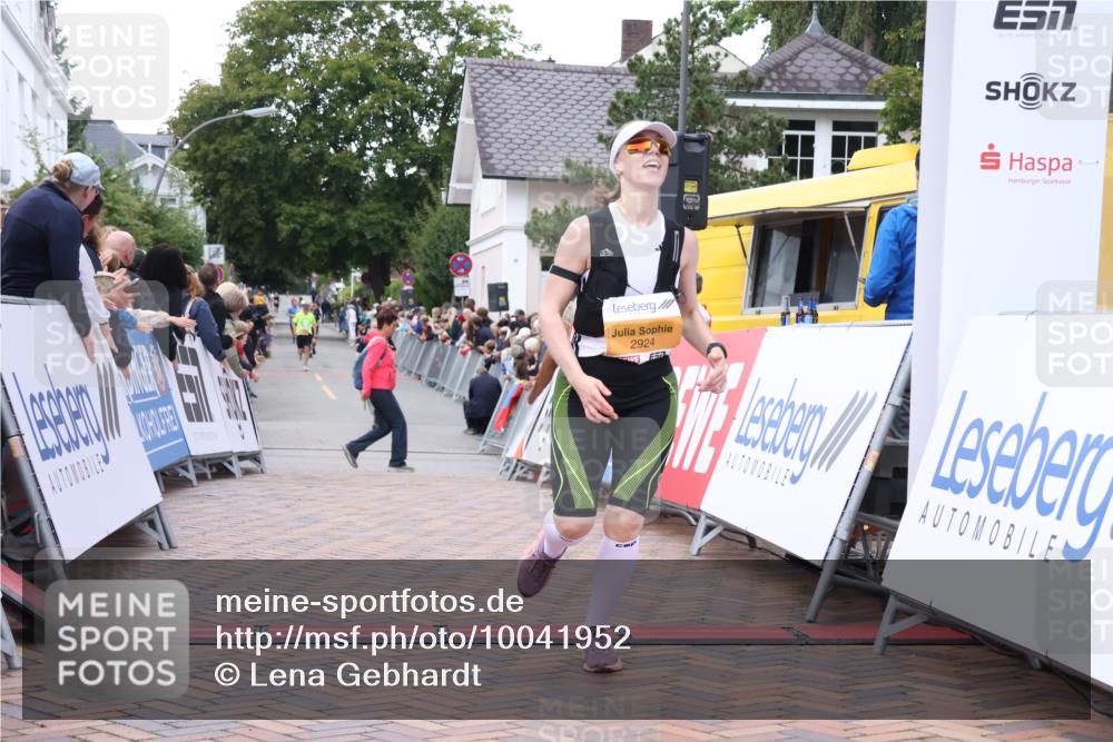 30.08.2026 - Blankeneser Heldenlauf Lena Gebhardt http://msf.ph/oto/10041952 30.08.2026 11:47:24 Ziel 2266, 2924 meine-sportfotos.de