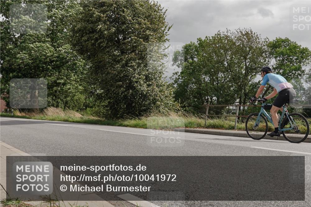 30.08.2026 - Elbe Triathlon Hamburg Michael Burmester http://msf.ph/oto/10041972 30.08.2026 14:33:52 Radfahren  meine-sportfotos.de