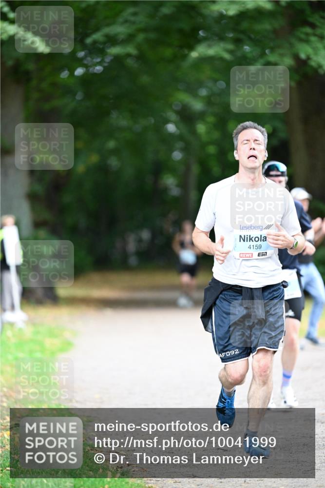 30.08.2026 - Blankeneser Heldenlauf Dr. Thomas Lammeyer http://msf.ph/oto/10041999 30.08.2026 11:17:07 Laufen 092, 4159 meine-sportfotos.de