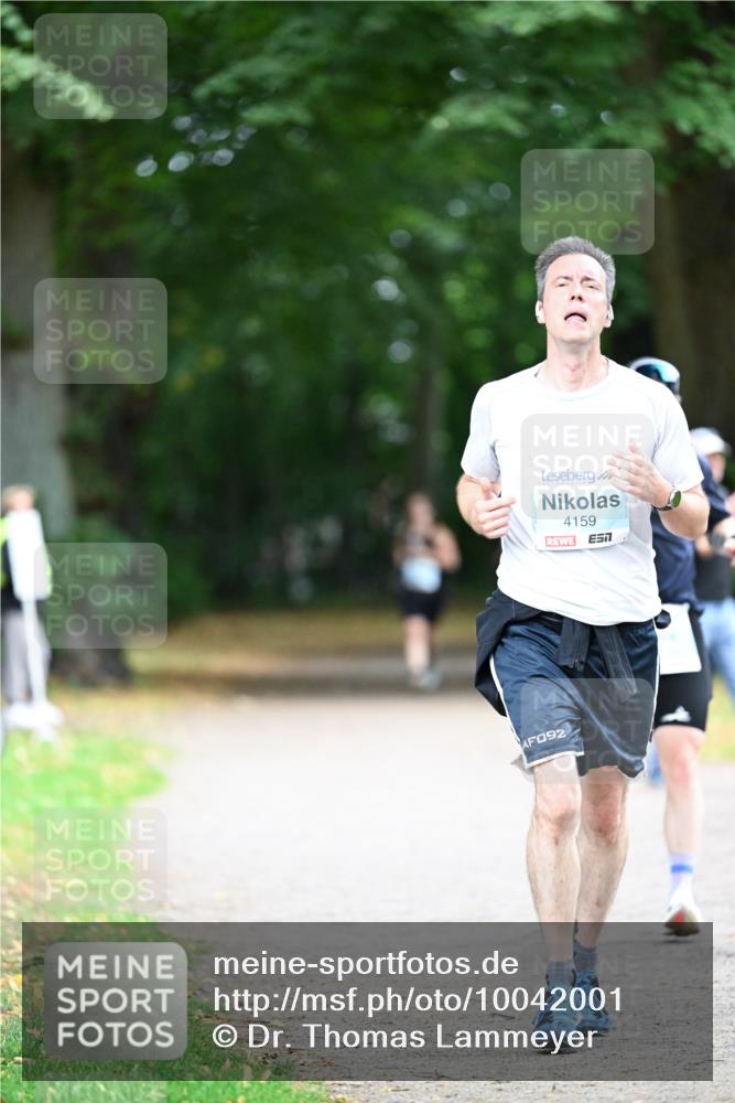 30.08.2026 - Blankeneser Heldenlauf Dr. Thomas Lammeyer http://msf.ph/oto/10042001 30.08.2026 11:17:07 Laufen 92, 4159 meine-sportfotos.de