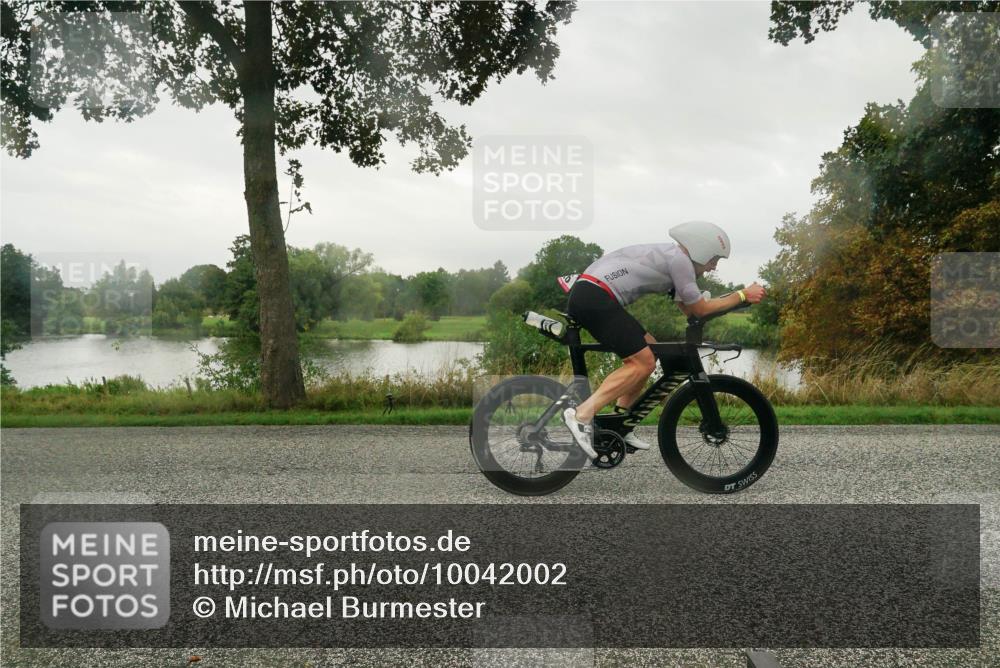 30.08.2026 - Elbe Triathlon Hamburg Michael Burmester http://msf.ph/oto/10042002 30.08.2026 08:39:11 Radfahren 226 meine-sportfotos.de
