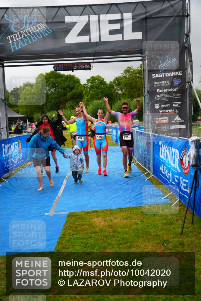30.08.2026 - Elbe Triathlon Hamburg LAZAROV Photography http://msf.ph/oto/10042020 30.08.2026 16:25:54 Ziel  meine-sportfotos.de