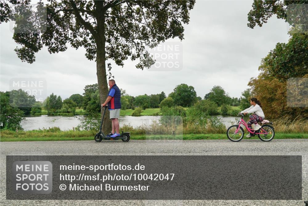 30.08.2026 - Elbe Triathlon Hamburg Michael Burmester http://msf.ph/oto/10042047 30.08.2026 12:18:44 Radfahren  meine-sportfotos.de