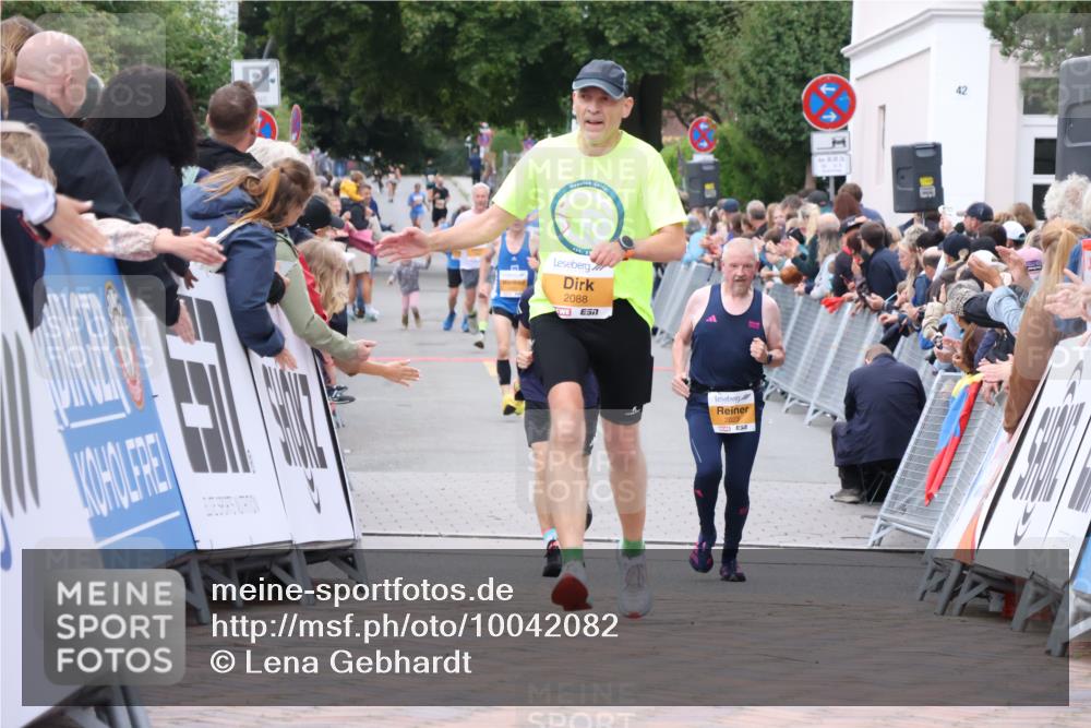 30.08.2026 - Blankeneser Heldenlauf Lena Gebhardt http://msf.ph/oto/10042082 30.08.2026 11:47:35 Ziel 2050, 2088 meine-sportfotos.de