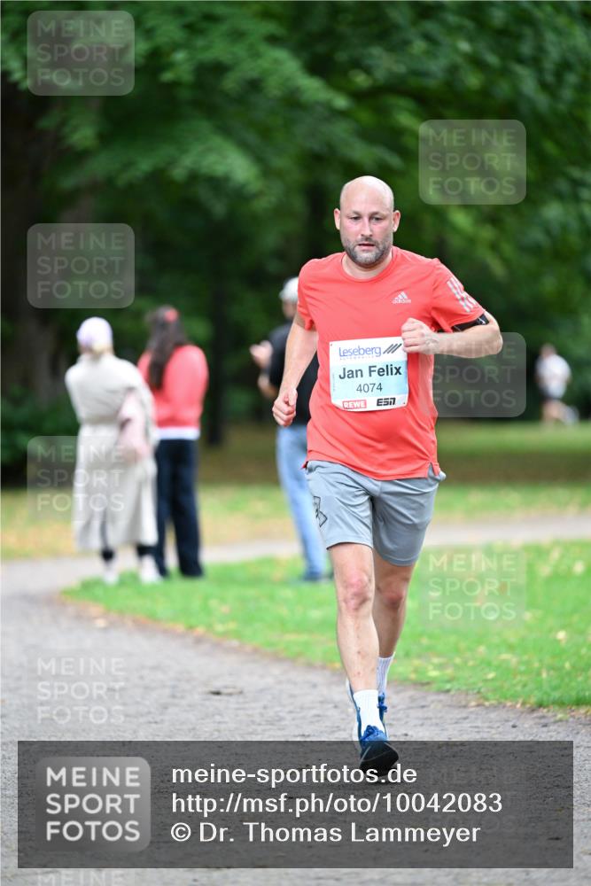 30.08.2026 - Blankeneser Heldenlauf Dr. Thomas Lammeyer http://msf.ph/oto/10042083 30.08.2026 11:17:24 Laufen 4074, 57 meine-sportfotos.de