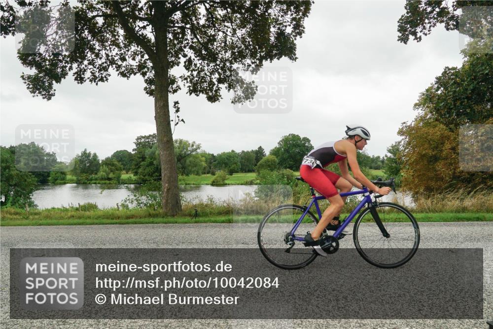 30.08.2026 - Elbe Triathlon Hamburg Michael Burmester http://msf.ph/oto/10042084 30.08.2026 12:22:56 Radfahren 1736 meine-sportfotos.de