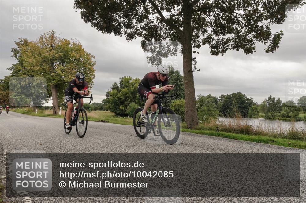 30.08.2026 - Elbe Triathlon Hamburg Michael Burmester http://msf.ph/oto/10042085 30.08.2026 09:12:15 Radfahren 210, 223, 295, 310, 314, 351, 359, 374 meine-sportfotos.de