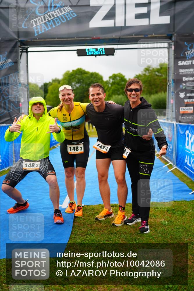 30.08.2026 - Elbe Triathlon Hamburg LAZAROV Photography http://msf.ph/oto/10042086 30.08.2026 16:26:11 Ziel  meine-sportfotos.de