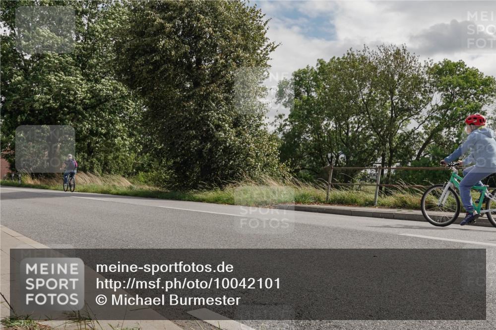 30.08.2026 - Elbe Triathlon Hamburg Michael Burmester http://msf.ph/oto/10042101 30.08.2026 14:37:52 Radfahren  meine-sportfotos.de