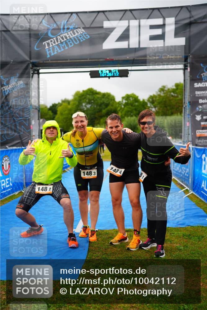 30.08.2026 - Elbe Triathlon Hamburg LAZAROV Photography http://msf.ph/oto/10042112 30.08.2026 16:26:12 Ziel  meine-sportfotos.de