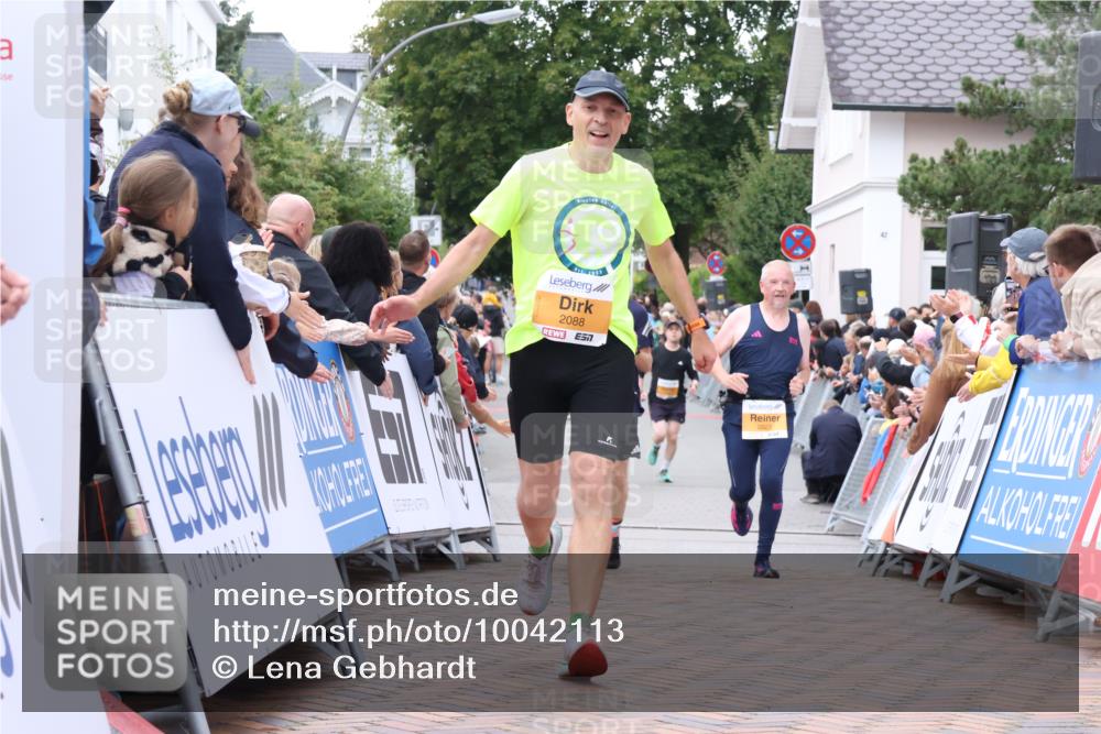 30.08.2026 - Blankeneser Heldenlauf Lena Gebhardt http://msf.ph/oto/10042113 30.08.2026 11:47:37 Ziel 2023, 2050, 2088, 2641 meine-sportfotos.de