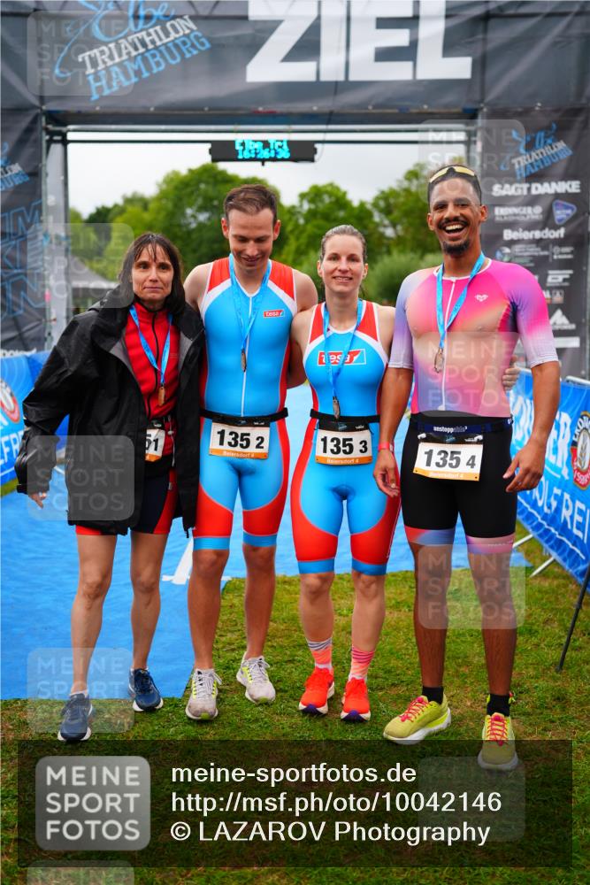 30.08.2026 - Elbe Triathlon Hamburg LAZAROV Photography http://msf.ph/oto/10042146 30.08.2026 16:26:36 Ziel  meine-sportfotos.de