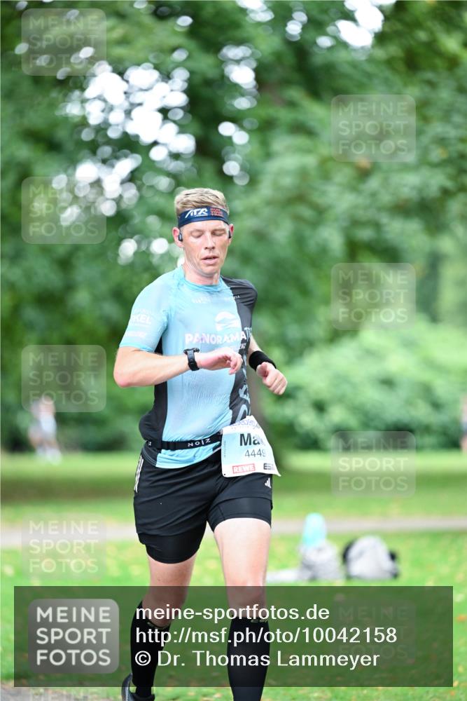 30.08.2026 - Blankeneser Heldenlauf Dr. Thomas Lammeyer http://msf.ph/oto/10042158 30.08.2026 11:17:37 Laufen 4449 meine-sportfotos.de