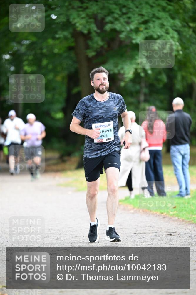 30.08.2026 - Blankeneser Heldenlauf Dr. Thomas Lammeyer http://msf.ph/oto/10042183 30.08.2026 11:17:42 Laufen 4303, 7 meine-sportfotos.de